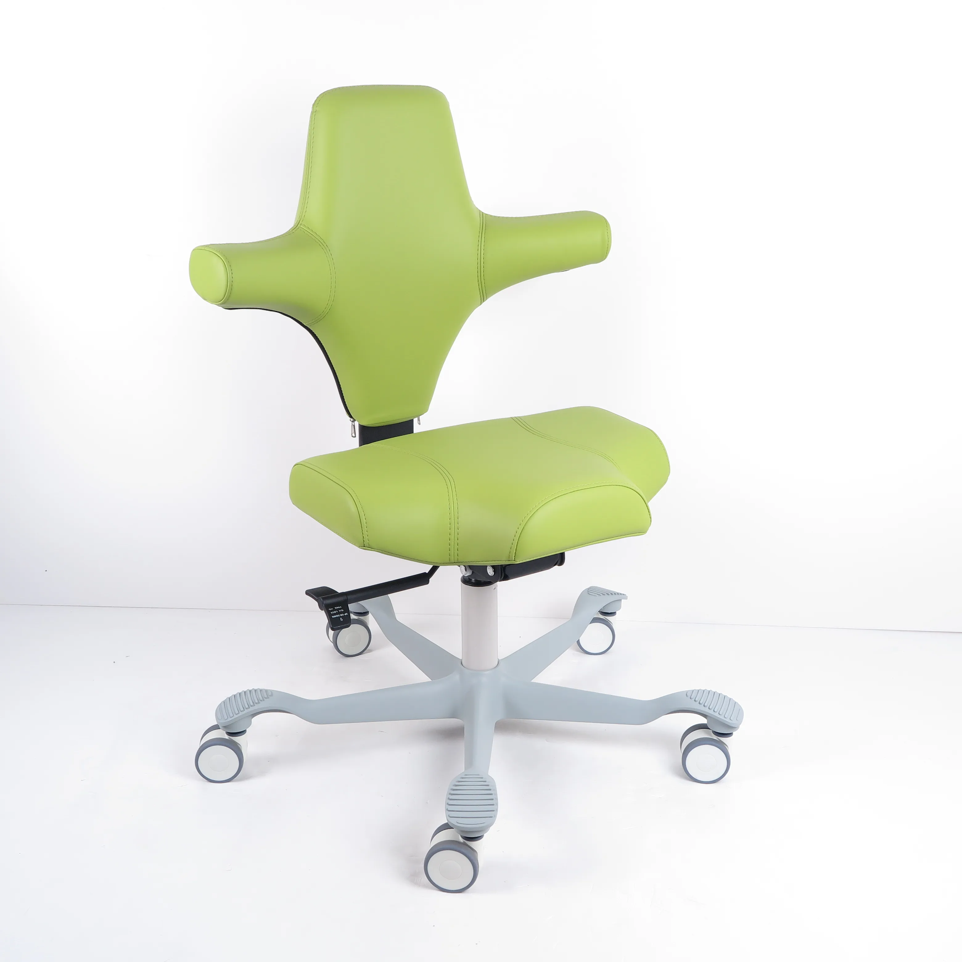 كرسي طبي مريح بتصميم السرج، مص - مراجعة Medical Lab Chair وسعره