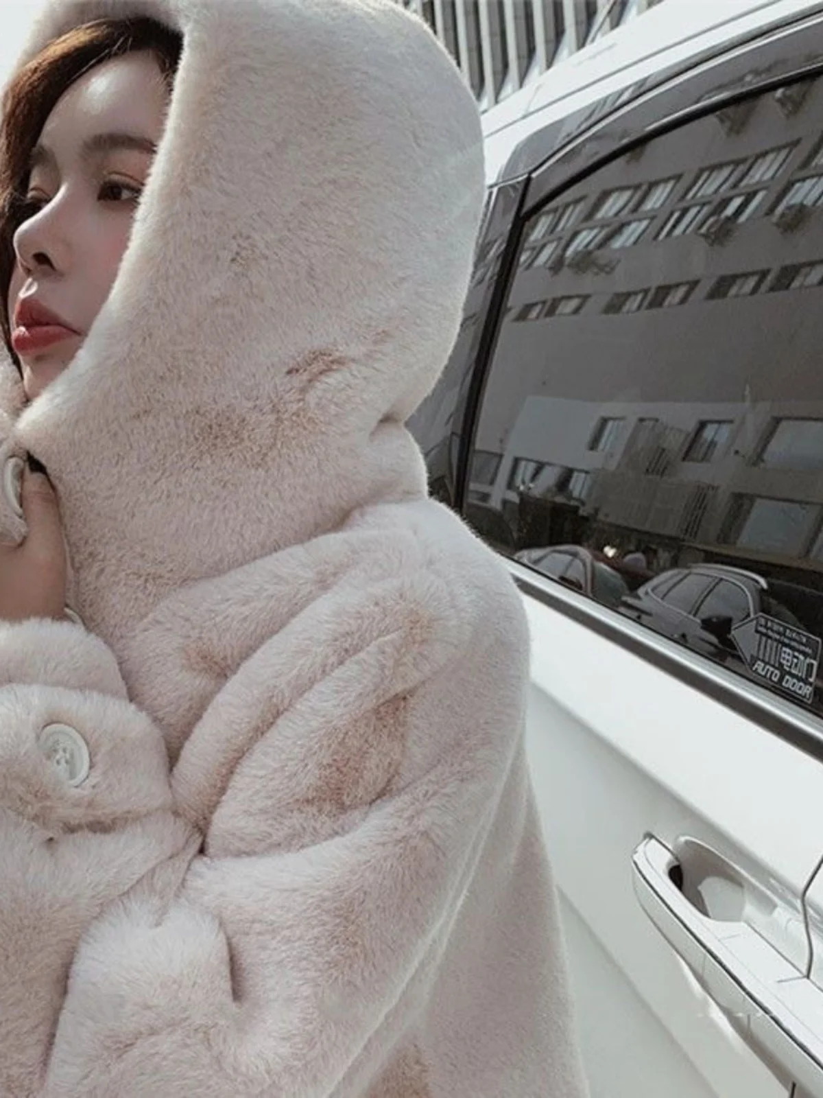 韓国スレウォーターラビットファーカラー付きフェイクファーコート冬新作レディースミディアム丈大きいサイズコート