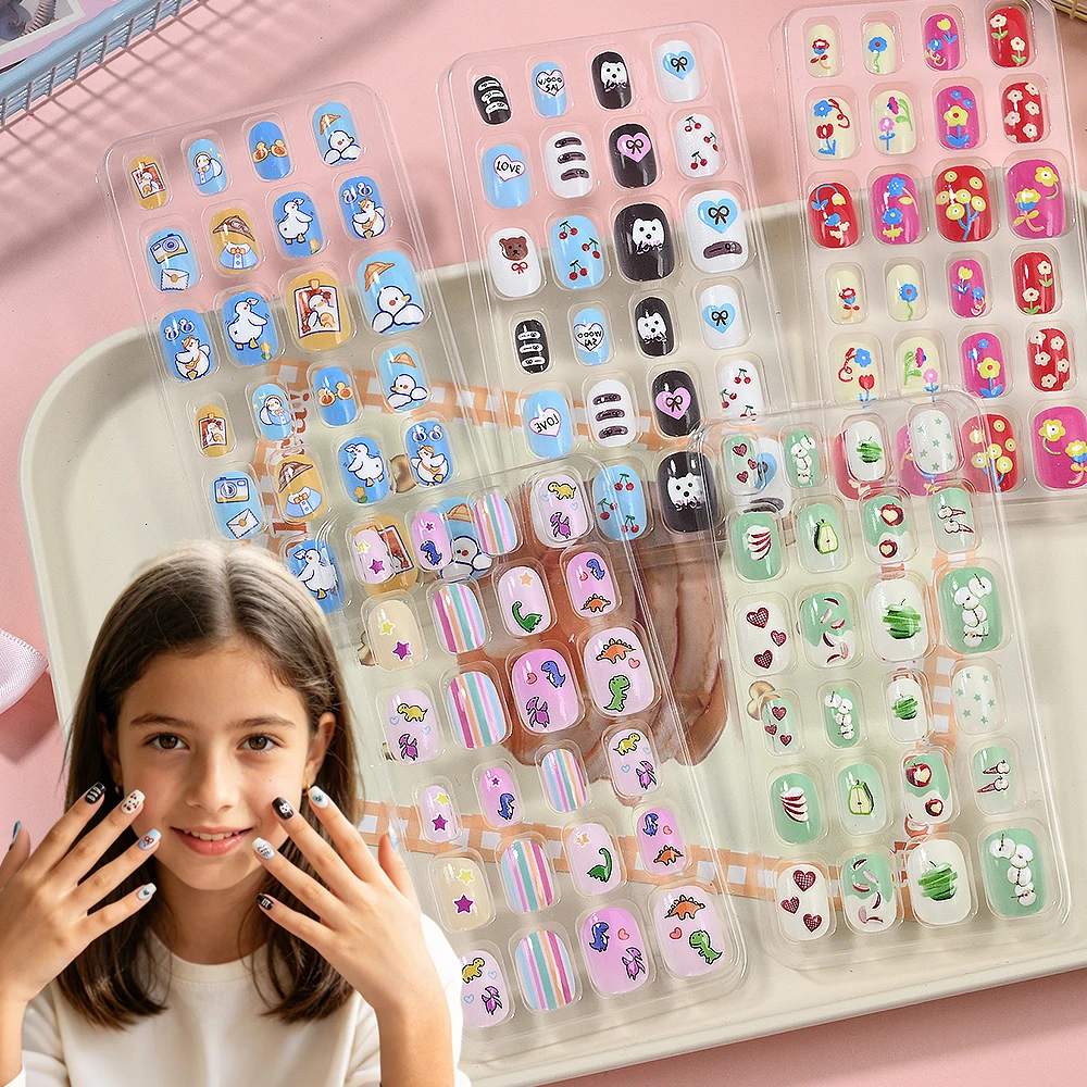 5set Cartoon Animal Kids Cute Press On Nails Candy Color Flower Fruit Conch Children False Nails Kawaii Short Square Fake Nails