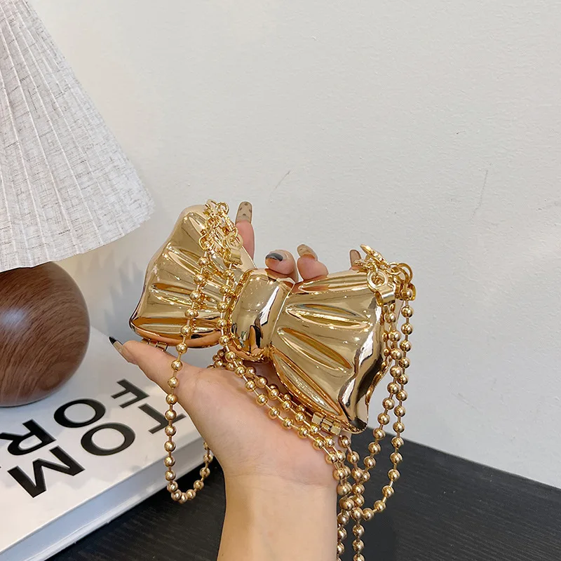 Tas Selempang Mini Chic dengan Pita Logam, Tas Bahu Kecil Mode 2025, Dompet Kompak Mewah untuk Uang & Ponsel, Imut