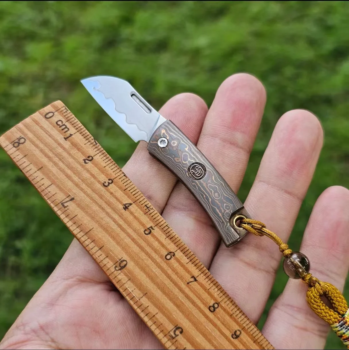 ZDP189 Steel Blade Pocket Folding Knife Copper Damascus Handle Camping Outdoor Fishing Hunting Sharp Key Knife EDC Fruit Knife