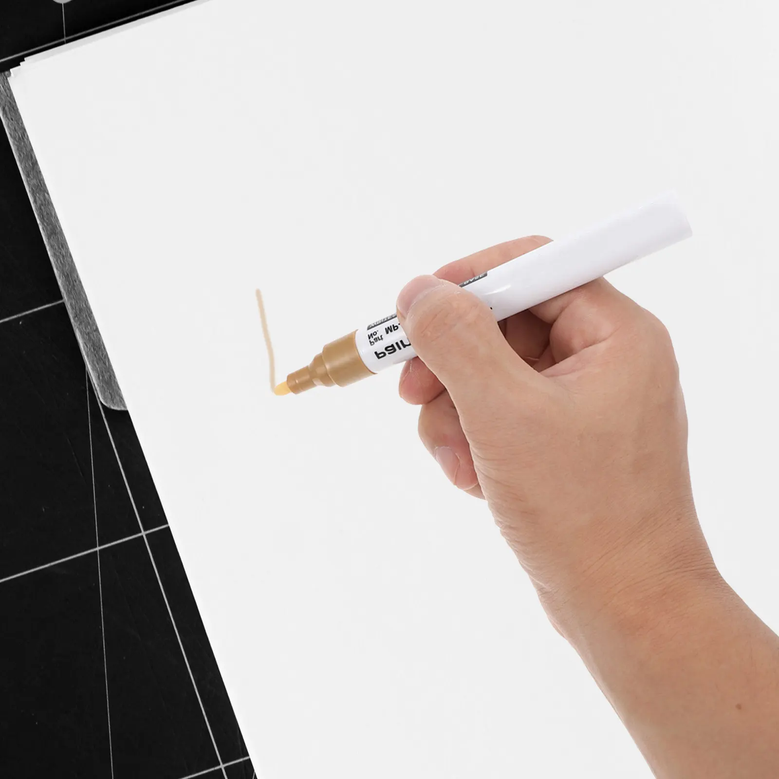 

Набор из 4 водостойких перманентных маркеров для рисования масляными красками по металлу, дереву, пластику, стеклу, для ремонта и DIY-проектов