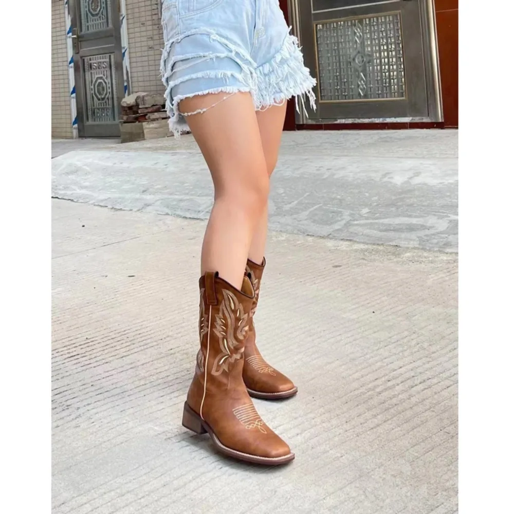 2024 Maillard Style Retro Brown Cowboy Boots for Women Wasteland Square Toe Embroidery Mic-calf Western Boots Shoes 35-40