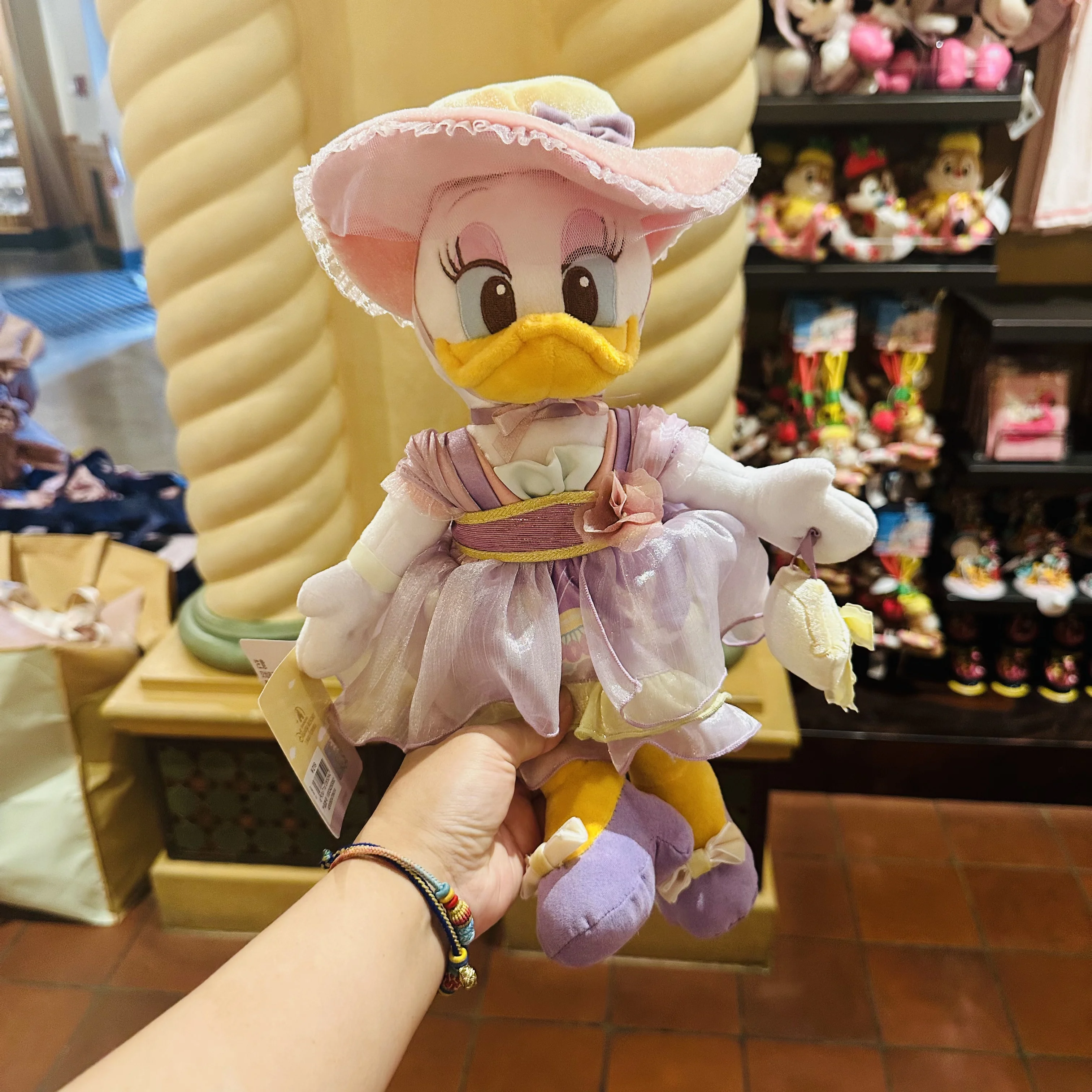 Shanghai Disneyland 2025 Mickey, Minnie, Donald Duck, Chip 'n' Dale Plush Dolls Bag Charms - Children's Gift Souvenirs view 6
