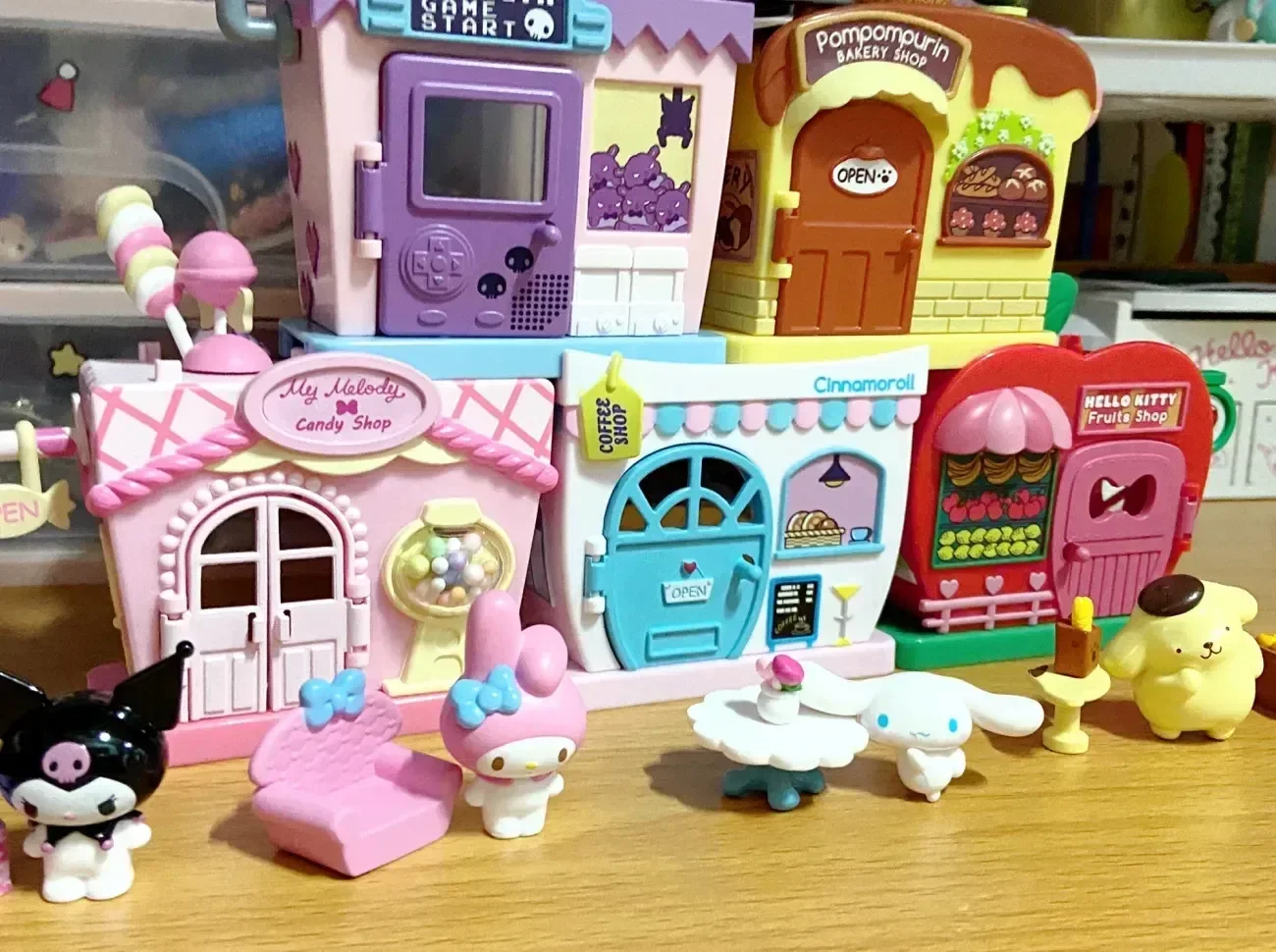 Children Sanrio Hello Kitty Kuromi Cinnamoroll Play House Toy Street View Splicing Assemble Stackable Model Collection Kids Gift