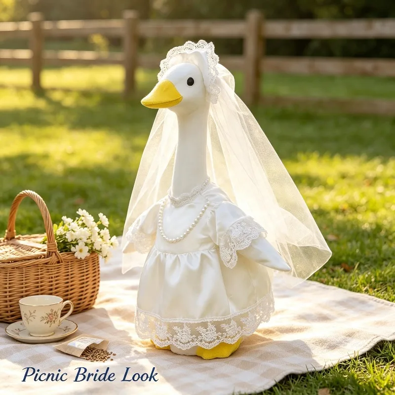 Cute Wedding Veil Porch Goose Costume Set Bridal Dress Up Decorative Outfit Halloween Party Outdoor Home (without Goose)