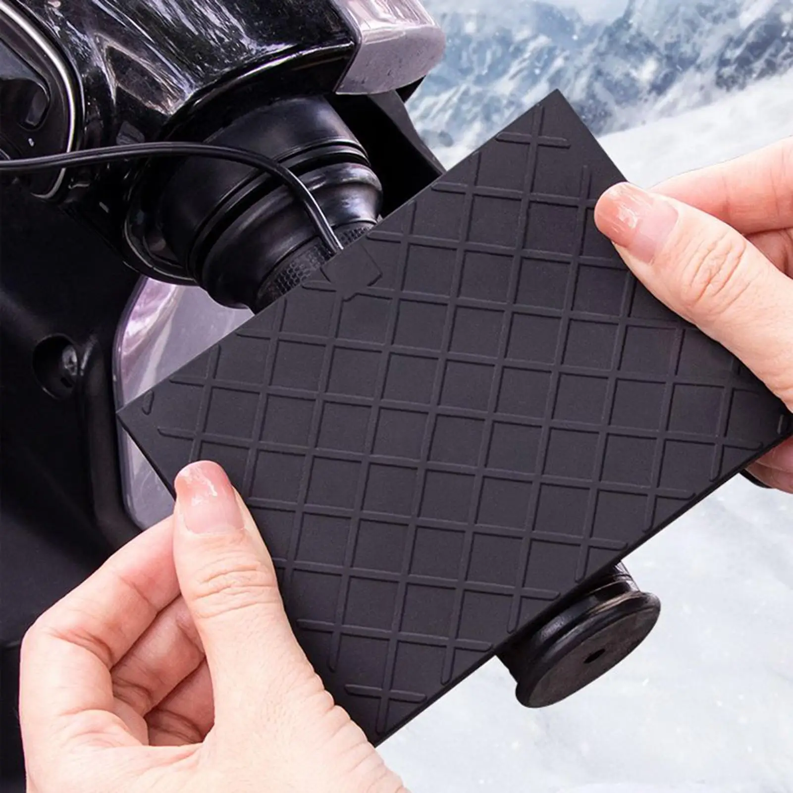 Motorcycle Heated Grips Cover 3-Level Handlebar Wrap 5V Motorcycle Hand Grip Heater for ATV Scooter Snowmobile Bike Cycling