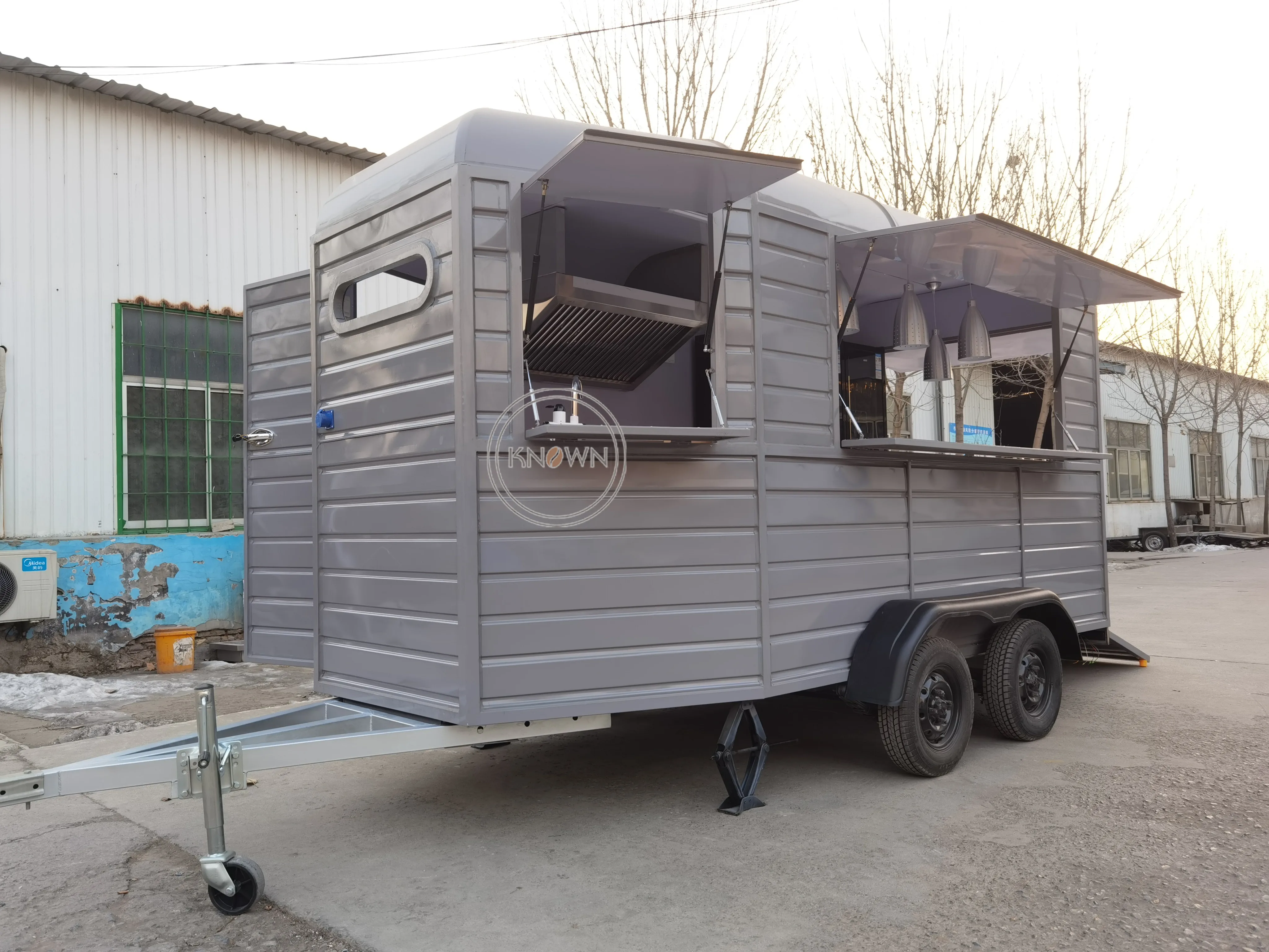 Trailer de comida de acampamento personalizável de fábrica New Street Outdoor Pizza Burger Mobile Fast Food Truck