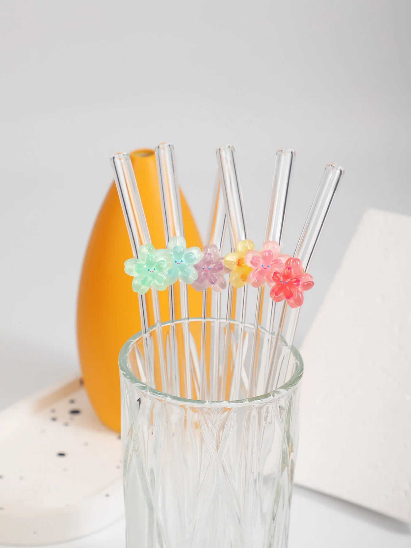 1/6PCS Dual-Layer Smiling Petal Glass Straws Set, Reusable with Cleaning Brush, Milk Tea Shop Quality, Perfect for Cheese Tea