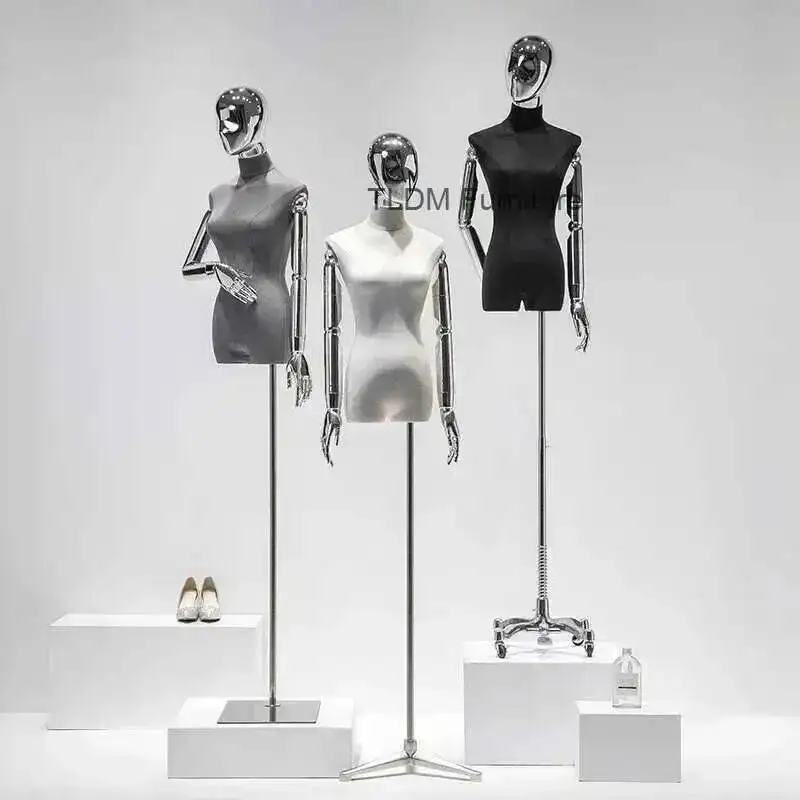 

High-end Mannequins Women's Clothing Modern for Half-length Mobile Dummy Mannequins Creative Deerskin Mannequins for Shops H