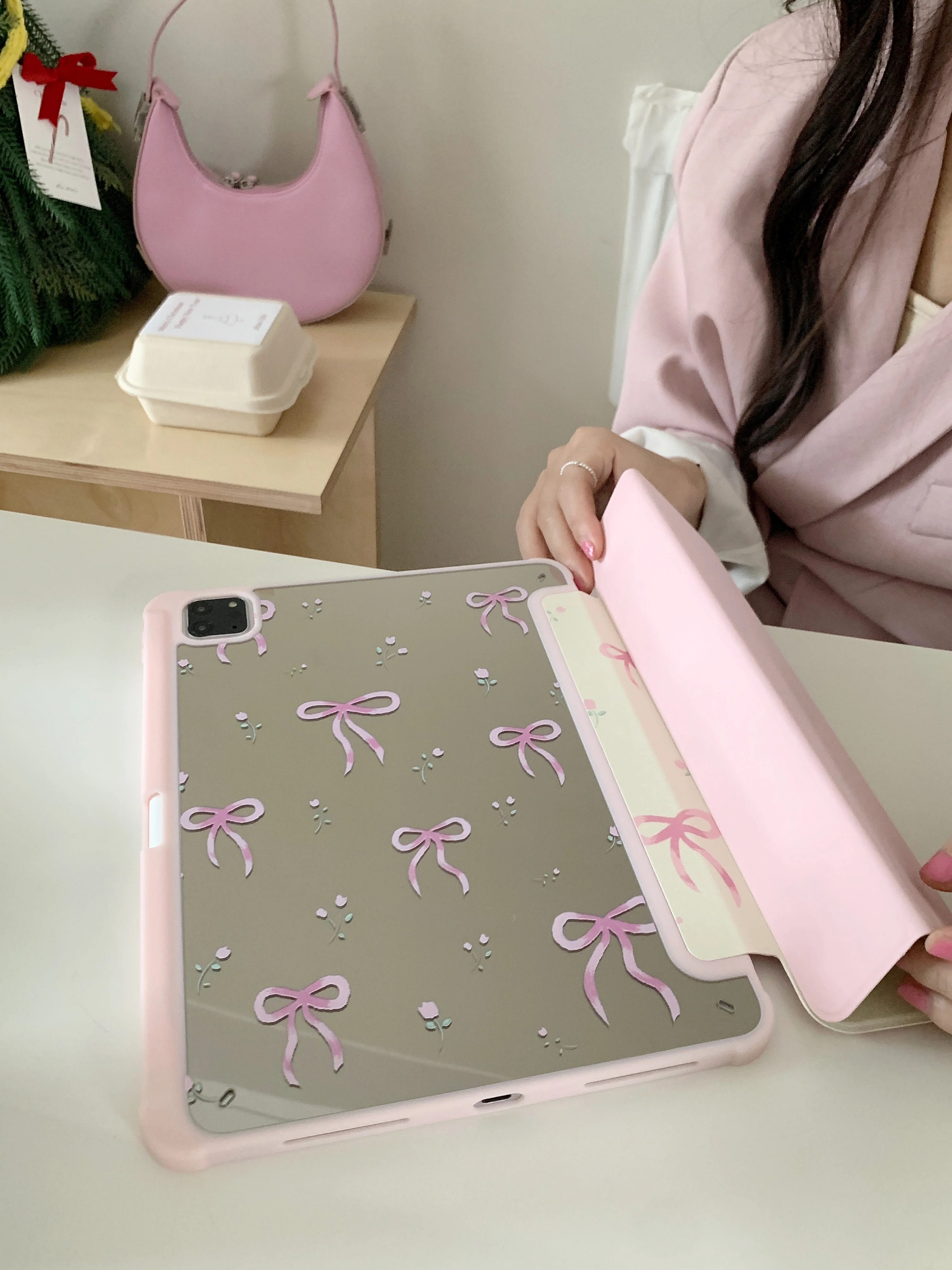 Thumbnail 4 - #16 iPad Mini 5 Cases Deals & Discounts