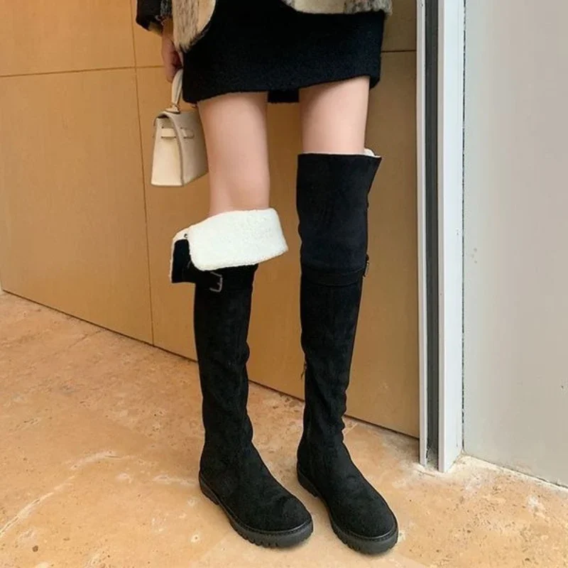 أحذية الثلوج الشتوية النسائية الجديدة لعام 2025 فوق الركبة مبطنة بالصوف من فرو الضأن قابلة للتحويل في اتجاهين أحذية التخسيس العتيقة ذات النعل السميك #4