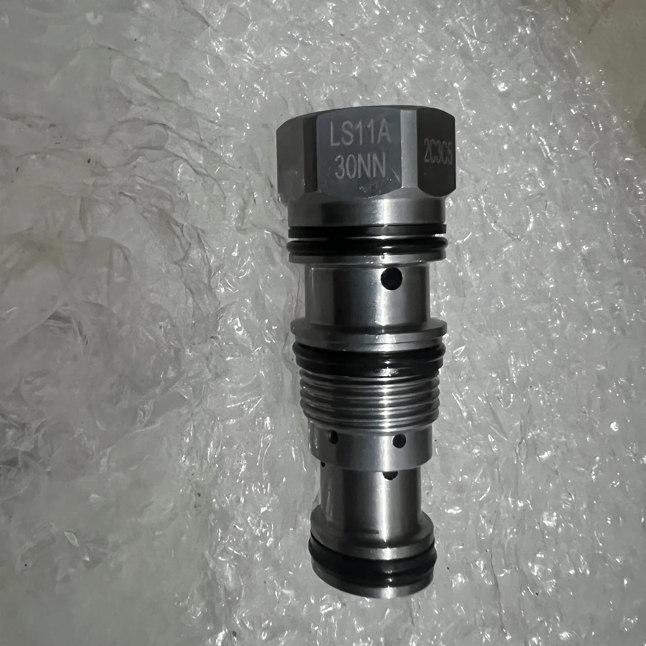 LS11A33NN LS11A30NN Original Threaded Cartridge Shuttle Valve