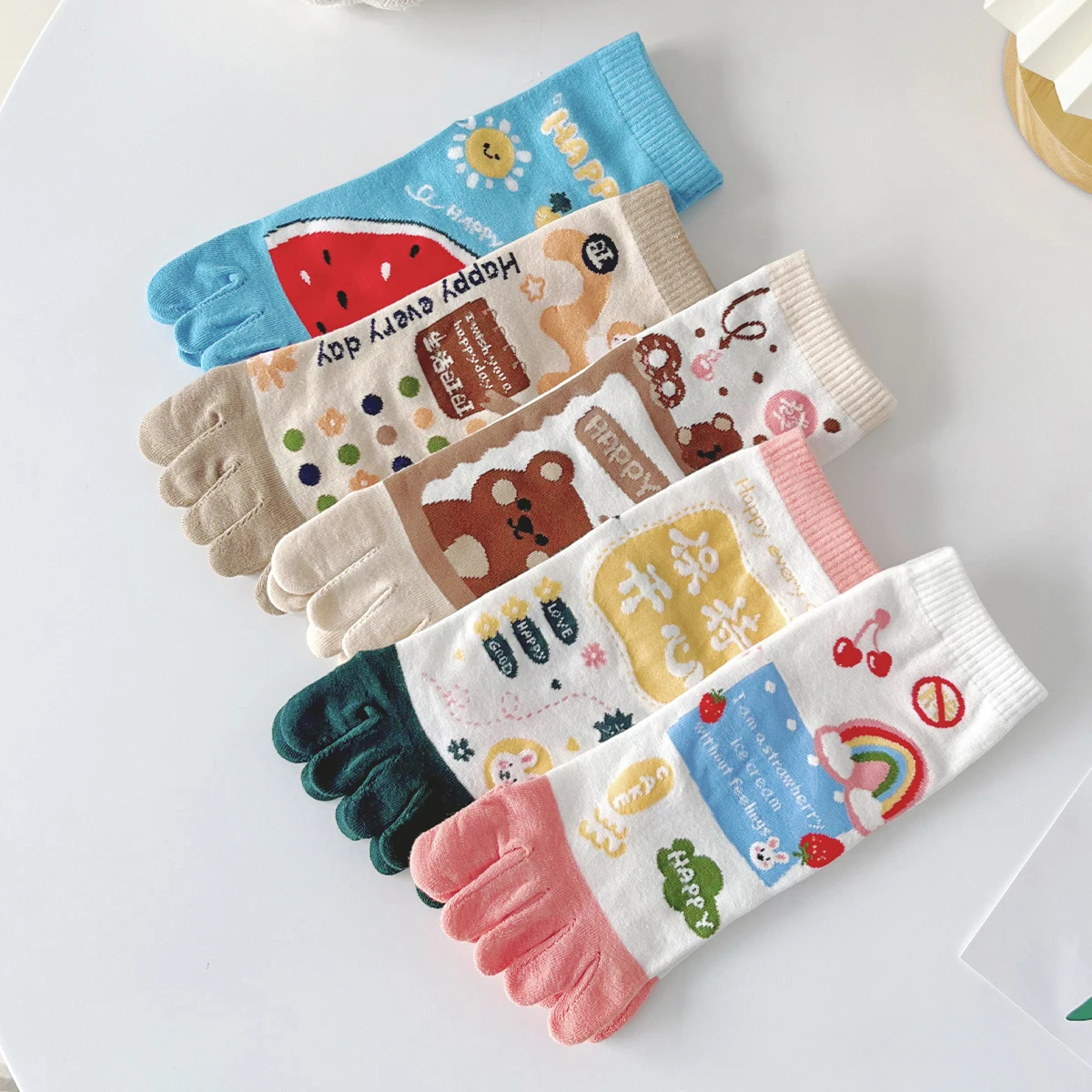 3-Pair Women's Cotton Four Seasons Cartoon Cute and Sweet College Style Sweat Absorbing and Breathable Mid Leg Five Toe Socks