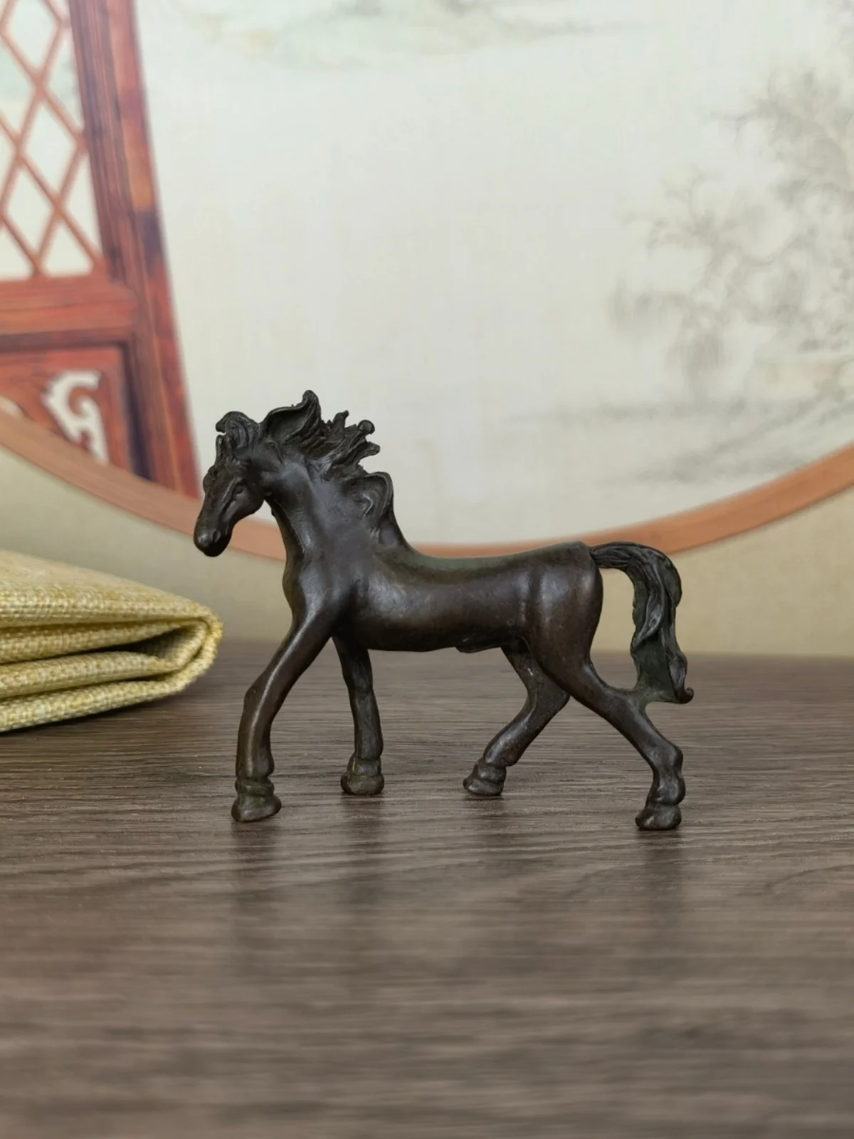 

Vintage antique bronze war horse solid horse zodiac horse household desktop tea table tea pet