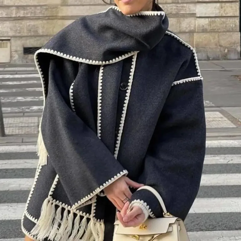 

Fall/Winter 2025 Woolen Jacket with Neck Ornaments