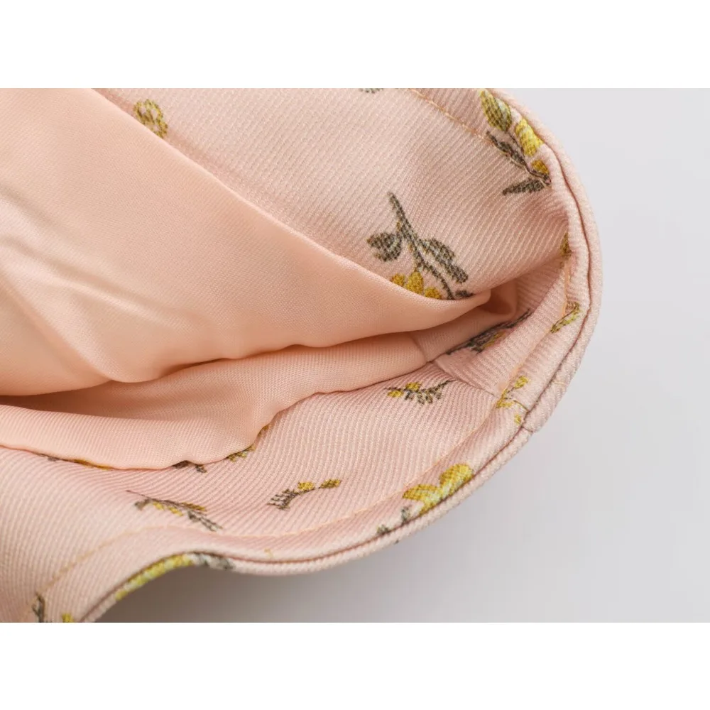 Women's Floral Print Blazer High Neck and Long Sleeves Tailored Blazer Stylish Pink Blazer with Fabric Appliqué and Metal Button