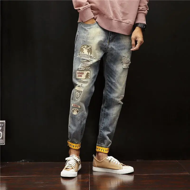 With Print Tapered Men\'s Jeans Broken Ripped Retro Korean Fashion Man Cowboy Pants Graphic Torn Slim Fit Boot Cut Holes Trousers