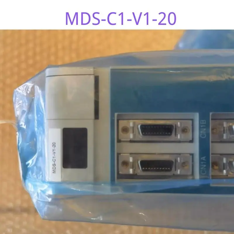 

Оригинальный Новый MDS-C1-V1-20 сервопривод для системного контроллера CNC, модуль усилителя