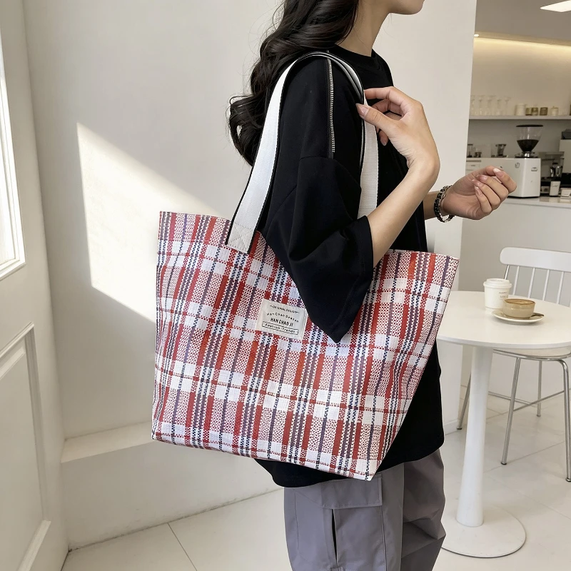 New Color Block Plaid Weave Tote Bag Large Capacity Durable Shoulder Bag Multifunctional Plaid Woven Mom Tote Bag