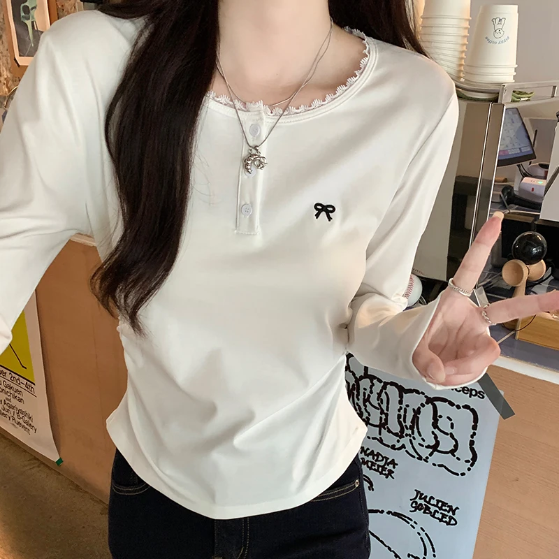 

Women's T-shirt Long Sleeve Lace Button Kawaii Tshirts Female Y2k Slim Tops Casual Pulovers Tops 2024 Autumn New