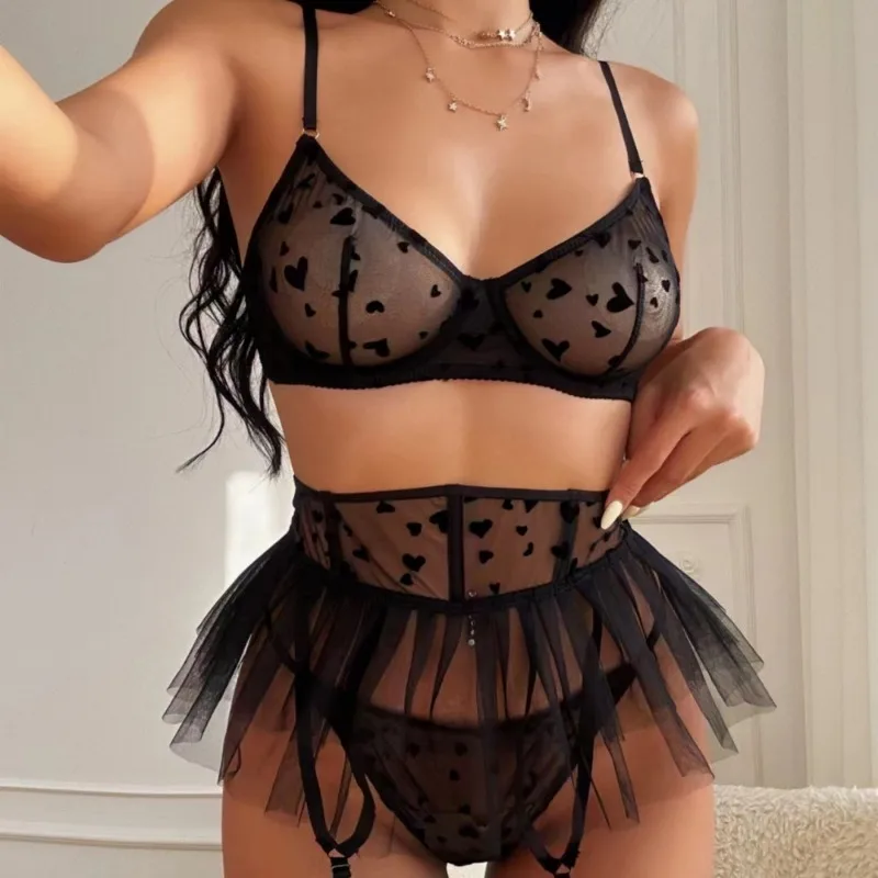 French Style Women\'s Sexy Ultra-thin Lingerie Sweet Velvet Lace Love Jacquard Anti Sagging Bra Set with Mesh Skirt Bra Panty Set