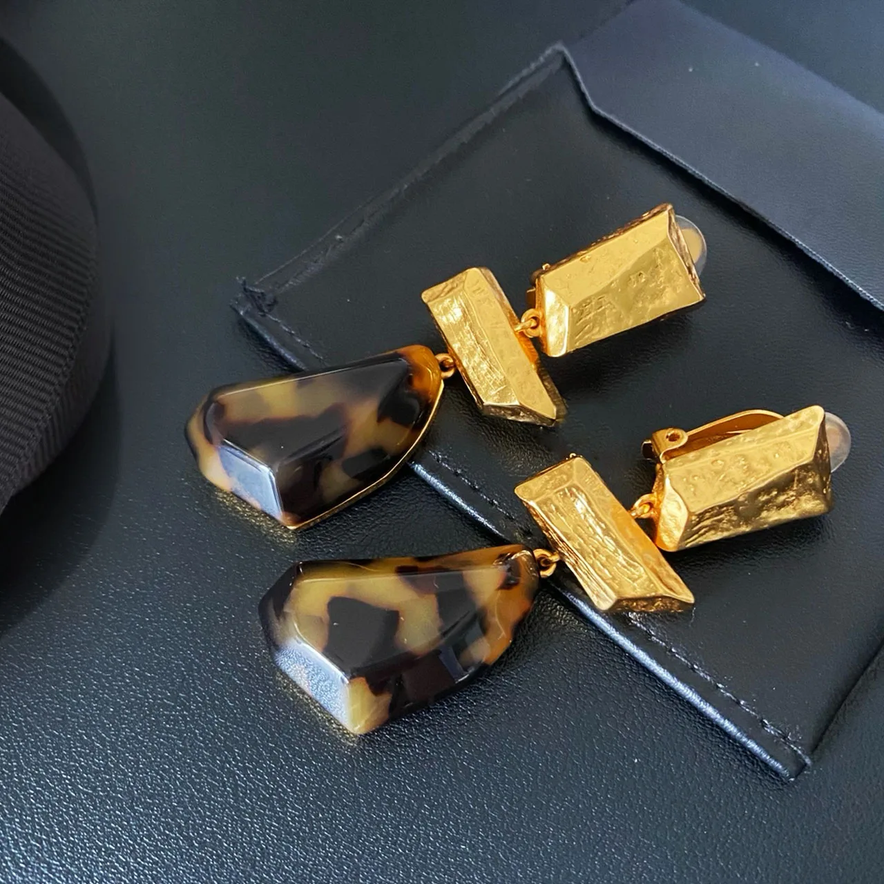 

New Jewelry & Accessories Retro Style Geometric Leopard Print Resin Ear Clip Earrings For Women's Parties & Gifts