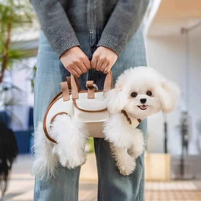 Breathable portable pet handbag hands-free design perfect for daily walking and outdoor activities