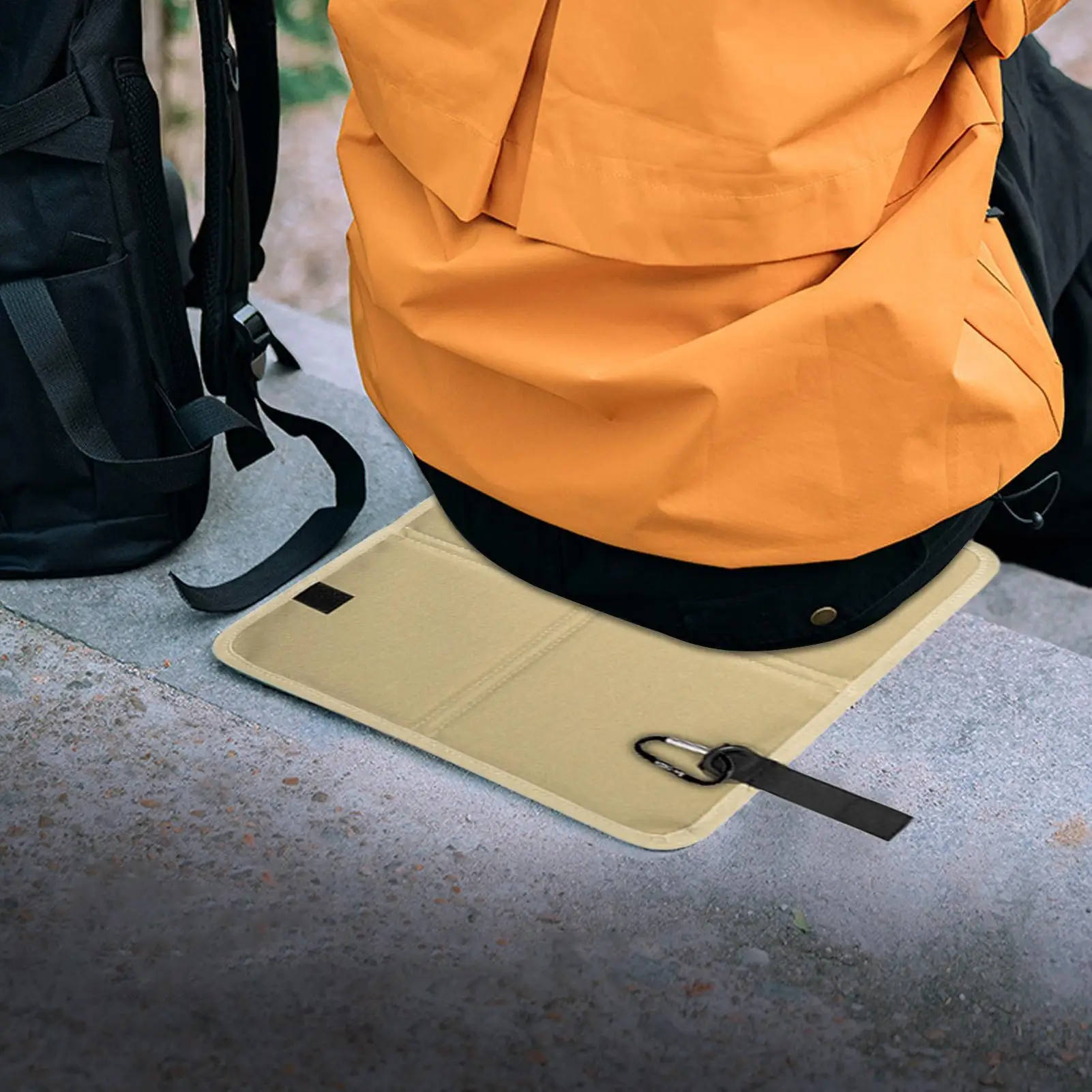 Stadium Seat Cushion Waterproof Folding Cover Mat With Hangable Buckle Travel Seat Cushion For Camping Floor Backpacking Work
