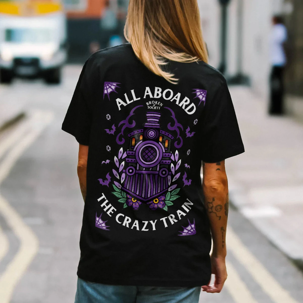 Ceramic Killer Tattoo Art Retro Style Casual T-Shirt Men's and Women's Luxury Brand Top 2026