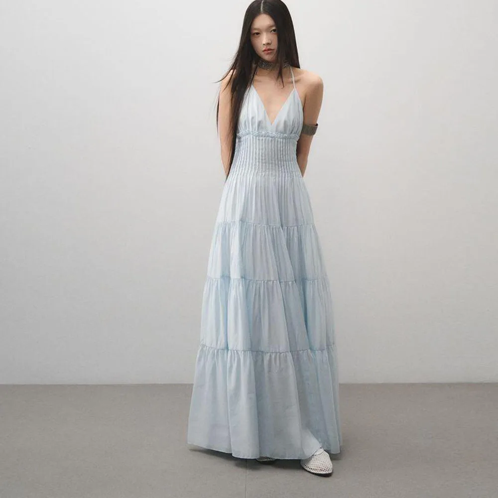 

Simple Prom Dresses Halter A Line Tiered V Neck Sleeveless Banquet Celebrity Special Situation Customize Fashion Female Gown