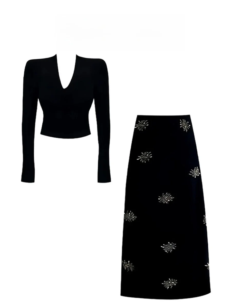 

Parkyeon2025 Early Autumn Loose Feel Set Diamond Embellished V-neck Long Sleeve Top And Skirt French Style Fashion Set