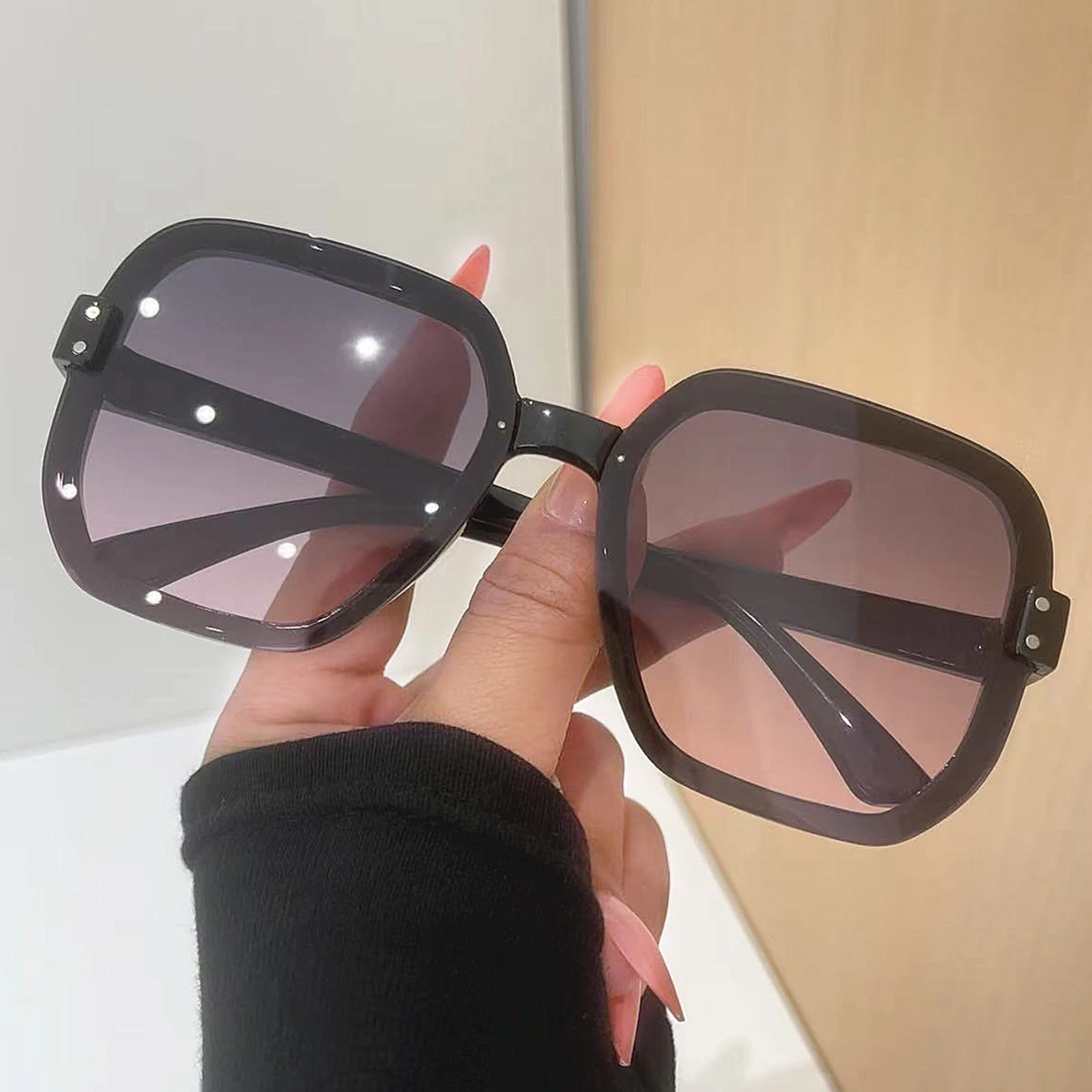 [Óculos de moda feminina] Óculos de moda gradiente sem moldura vintage uma escolha indispensável |   para compras e fotografia ﻿