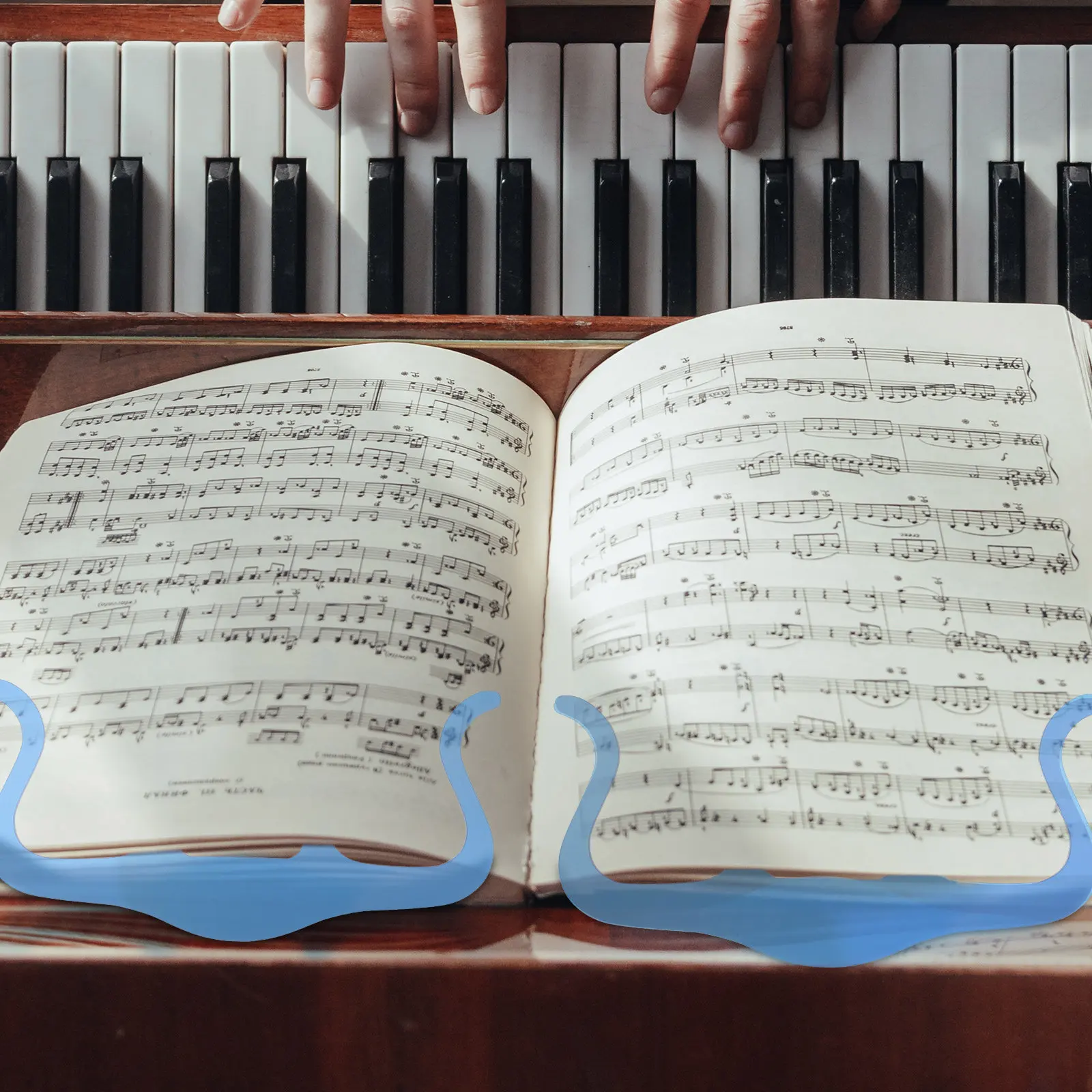 

Портативный акриловый держатель для нот (1 шт.), органайзер для нот для фортепиано, для студии, сцены, концертного зала, офиса