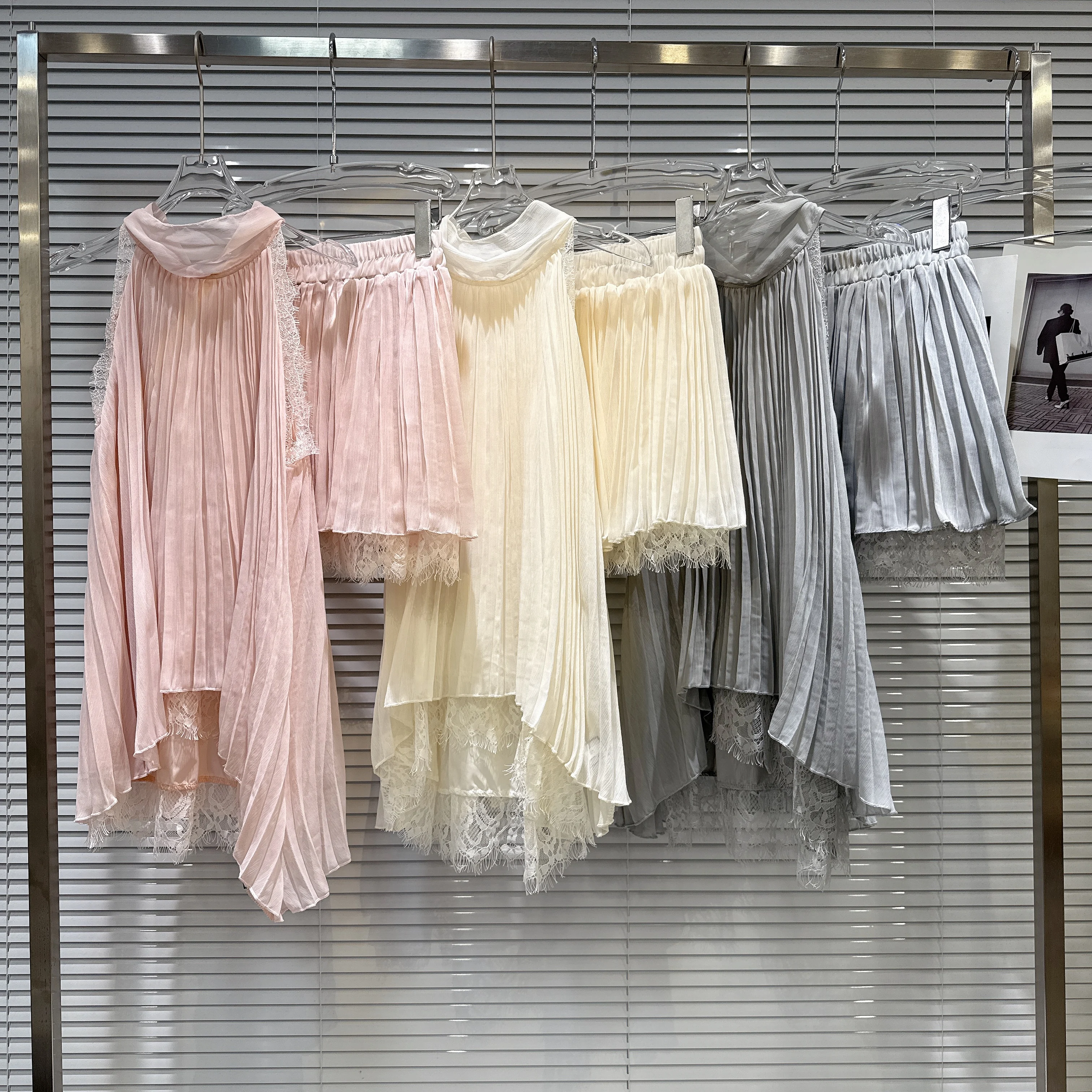 

Summer 2026 Lace Trimmed Pleated Chiffon Vest And Skirt Set Women's Fashionable Two-Piece Outfit French Style Long Sleeve