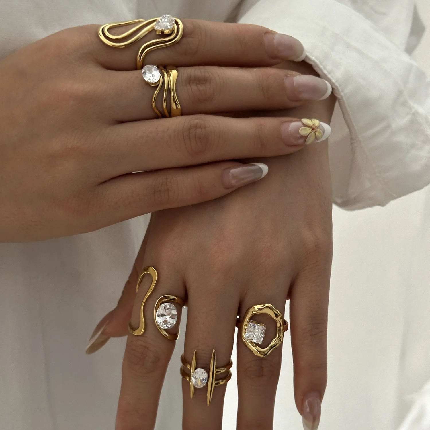 Einfacher, leichter, luxuriöser Zirkon-Ring im Liniendesign für Damen und Herren, glänzender Statement-Ring mit kubischem Zirkonia, stapelbarer Schmuck, Geschenke – Detail 3