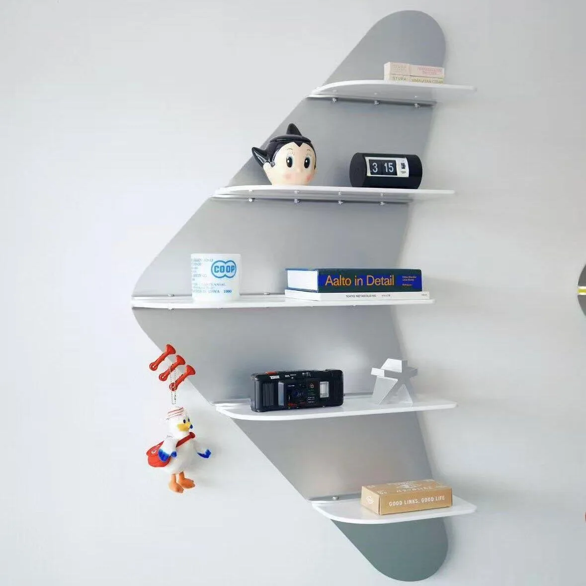 Aluminum Wall-mounted Aircraft-shaped Toy Figure Multi-color Logo Storage Rack Model One-word Board Direction Sign Display Wall