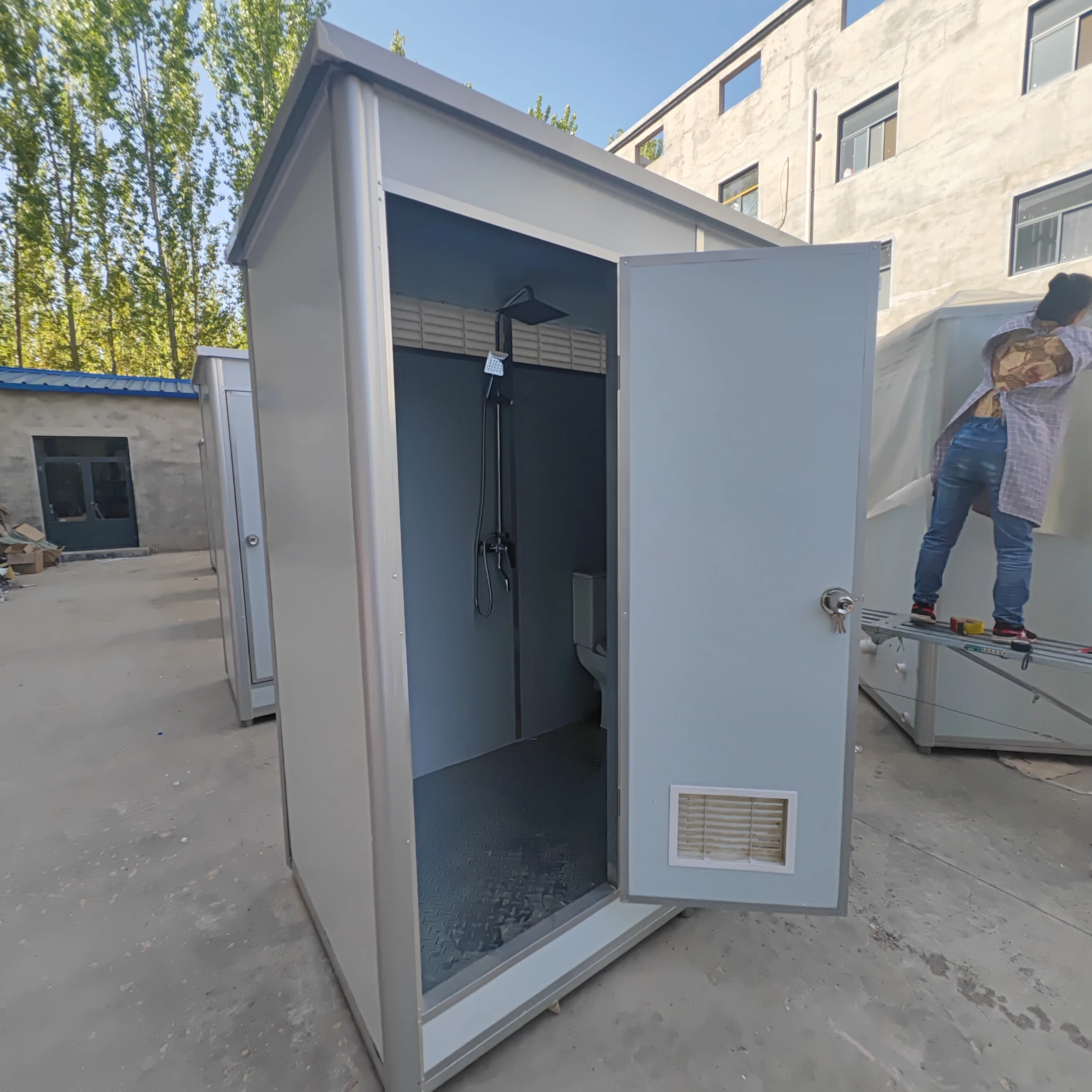 

Portable Outdoor Camping Mobile Toilet Units for School Kitchen Park Villa Bathrooms and Warehouse Use