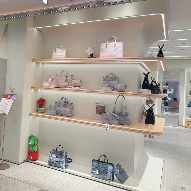 custom.Elegant Brown Heavy Duty Handbag Display Cabinet Stand Laminated Retail Counters Bag Fitting Window Decoration