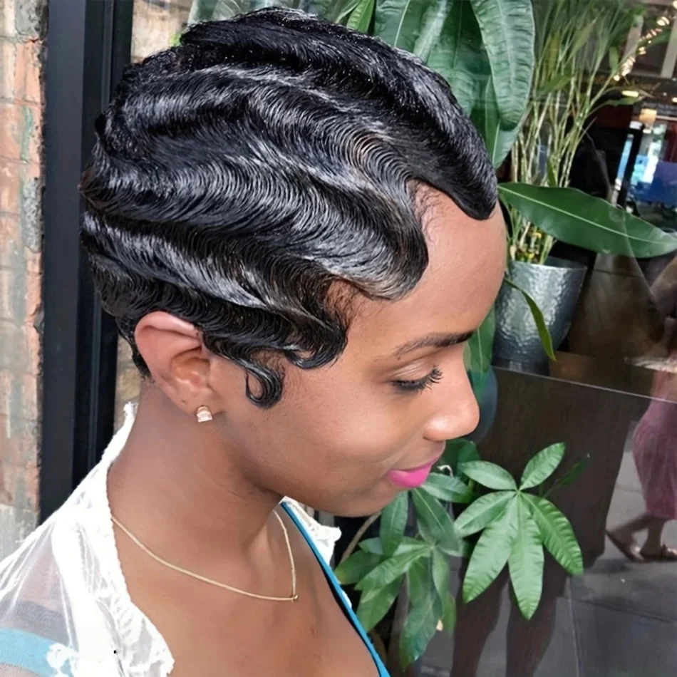 짧은 레이어드 픽시컷 인모 풀머신 메이드 가발 앞머리 포함 내추럴 블랙 컬러 여름 가발