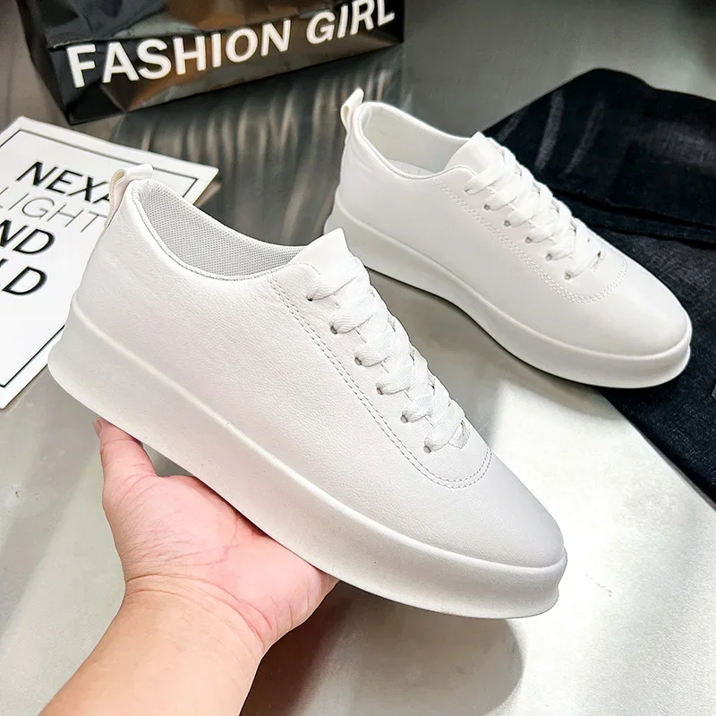 

2025 Men's White Low-Top Sneakers Chunky Lace-Up Casual Shoes for All Seasons Breathable Campus/Daily Walking Footwear Non-Slip