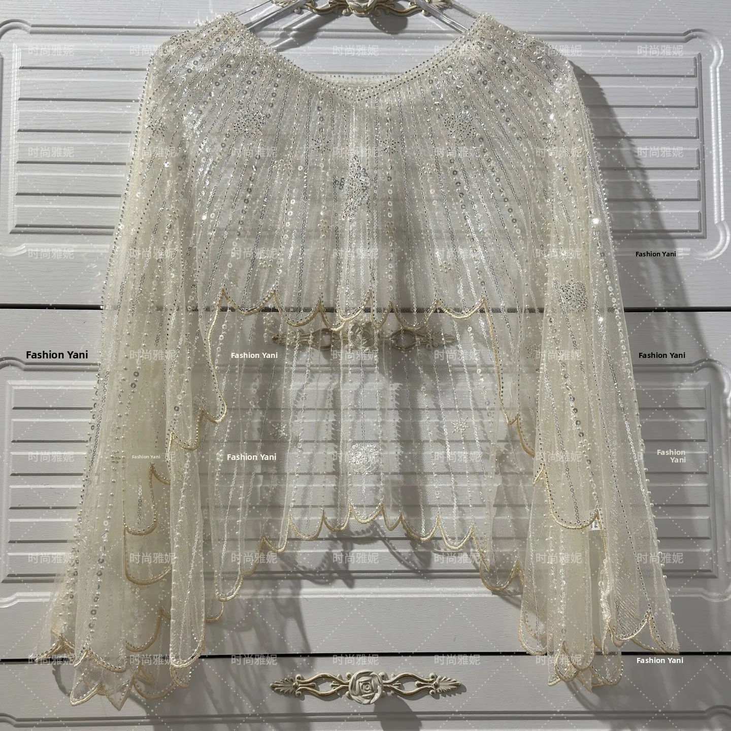 

Faionable Diamond Flower Beaded oulder awl Cover up Women's Outerwear Top Loose Fit European Sle Summer New Arrival