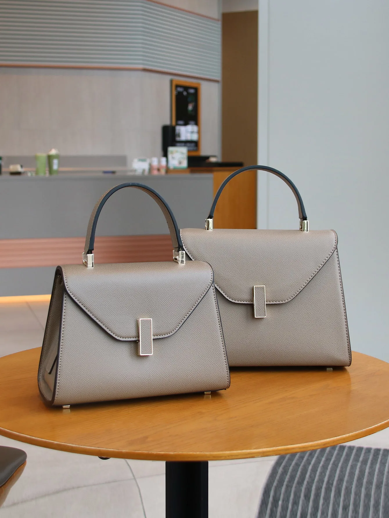 Fashionable Rose Story Bag Ladies Genuine Leather Handbag Elegant Crossbody Women's Purse Soft Handle Commute Style