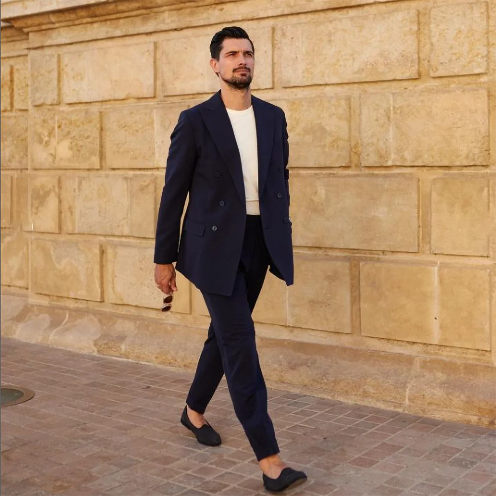 

Navy Blue Solid Men Suits 2 Piece Chic Peak Lapel Double Breasted Male Suit Slim Fit Business Casual Prom Party Wedding Tuxedo