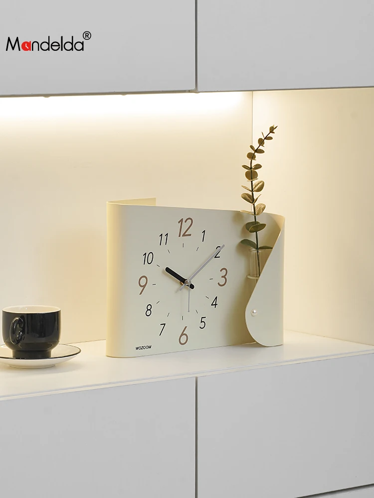 

Mandela Cream Style Home Decorations Living Room Entrance Tabletop Ornament TV Cabinet Wine Cabinet Creative Clock