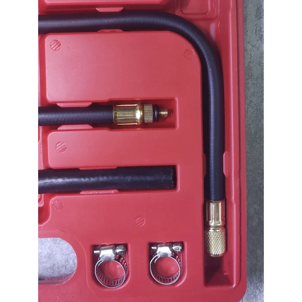 TU-113 Brandstofinjectietester Universele brandstofdrukindicator Professionele garagegereedschapset Automotive diagnostische hulpmiddelenkit