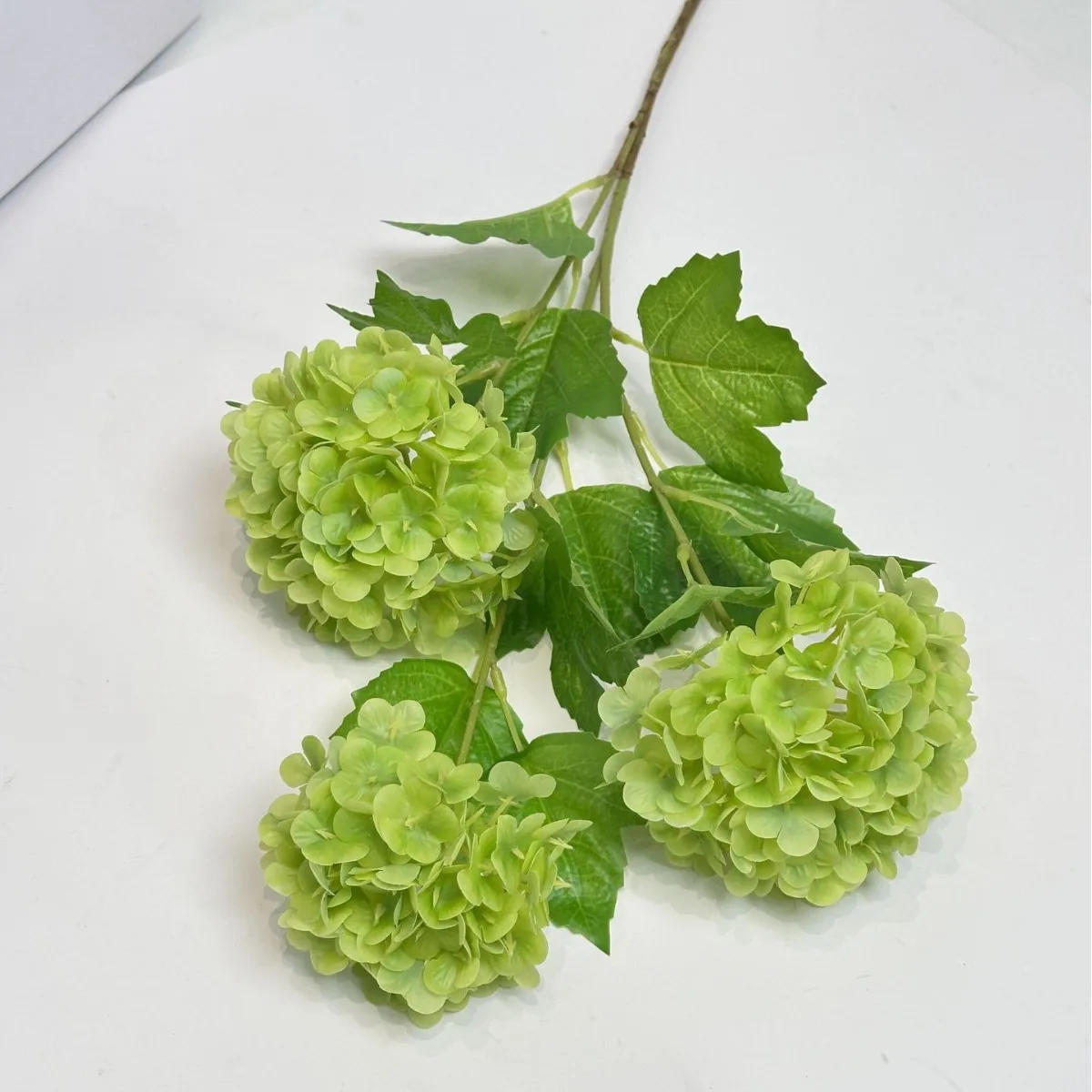 

4Pcs Faux 3head Moisturizing Latex Hydrangea Artificial Flowers Home Room Decoration Real Touch Hydrangea Wedding Decor Bouquet