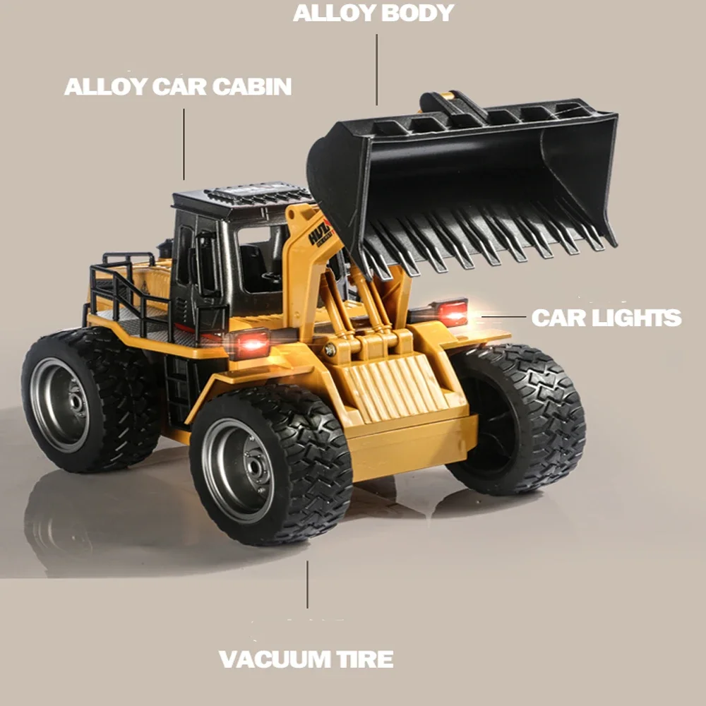 Huina 1532 1/18 Rc Car Truck Bulldozer Alloy Tractor Model 2.4G Radio Controlled Cars Trucks Engineering Cars Boy Children Toys