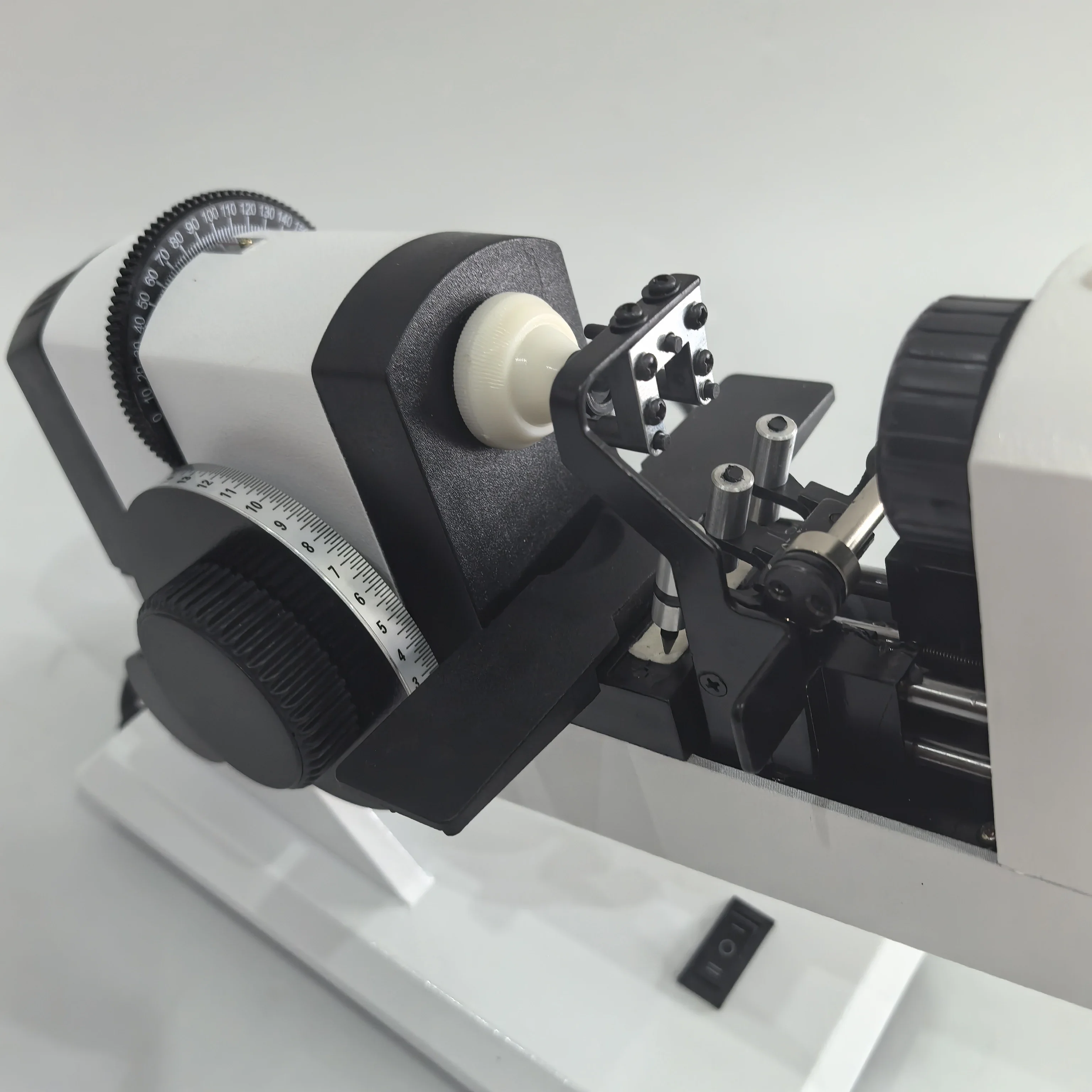 NJC-4 مقياس العدسة اليدوي |   آلة قياس العدسات الضوئية للنظارات واستخدام طب العيون ±20D ±5D