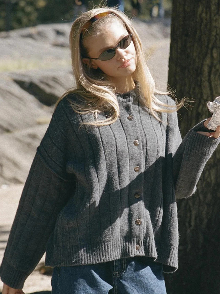 TWOTWINSTYLE – pull ample et décontracté pour femme, couleur unie, col rond, manches longues, épissé, simple boutonnage, tricoté, automne